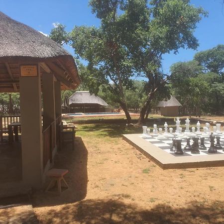 Kigeni Safari Lodge & Spa ฟาลวอเทอร์ ภายนอก รูปภาพ