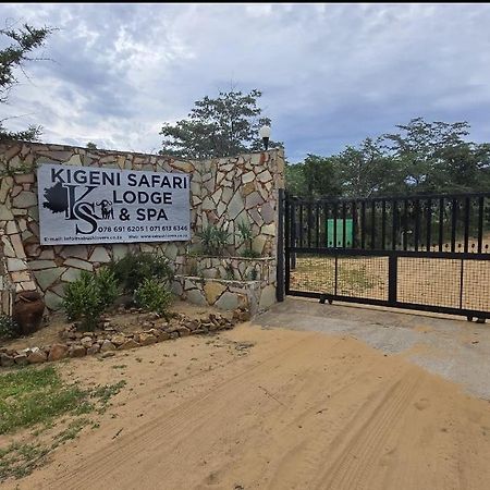 Kigeni Safari Lodge & Spa ฟาลวอเทอร์ ภายนอก รูปภาพ