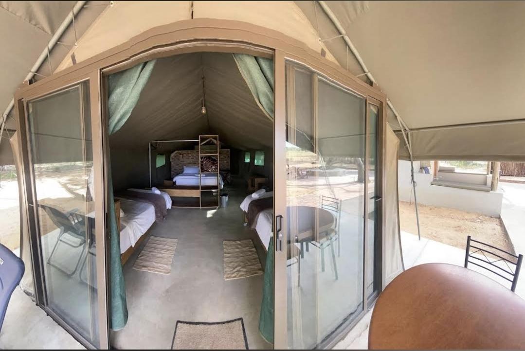 Kigeni Safari Lodge & Spa ฟาลวอเทอร์ ภายนอก รูปภาพ
